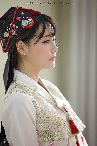 我的漂亮小后妈